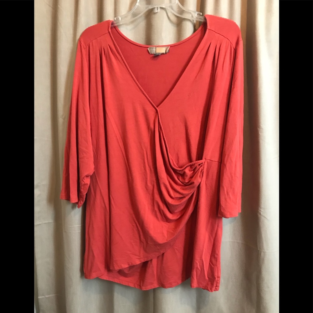 Jessica Simpson 22./ 24 lovely orange stretchy flattering diagonal design top
